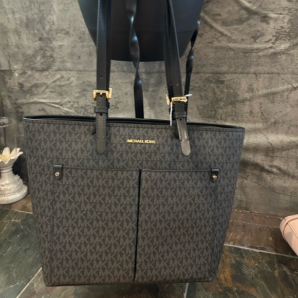Michael Kors Black Monogram Laptop Bag - Picture 1 of 11